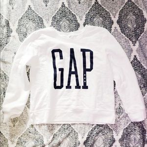 brand new GAP sweatshirt
